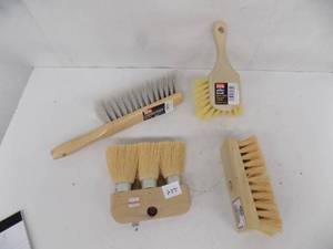 lot 255 image: 4- Brushes  Utility-Counter-Roof cement