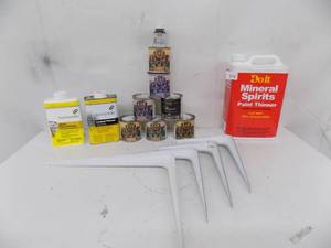 lot 314 image: Shop - House items
