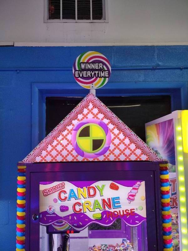 Candy House Candy Crane Machine by Smart Industries
