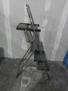 lot 45 image: Platform Painters Ladder