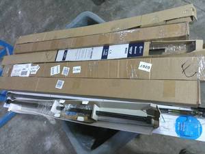 lot 49 image: Lot of 7 Miscellaneous Mixed Curtain Rods-As-is PartsRepair