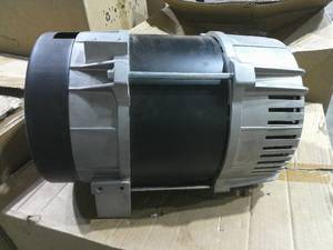 lot 103 image: 9 x 14 Large Alternator Assembly No Label-Tapered Shaft