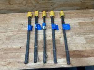 lot 62 image: EMPIRE LEVEL Lot of 5 Packs of- 78-004 Stake Flags, Yellow (100 per pack)