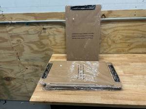 lot 71 image: TRADE QUEST Lot of 6- Large Clipboards