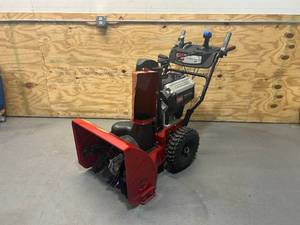 lot 30 image: TORO e24 Power Max 24 2-Stage Snow Blower (Blower Only)