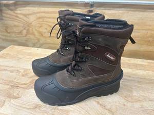 lot 114 image: ITASCA Thinsulation Boots Size 13 (03072416.80)