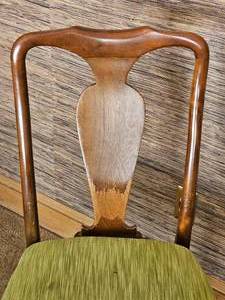 lot 48 image: Queen Anne Styled Accent Chair