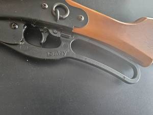 lot 56 image: Daisy Red Rider Pellet Rifle