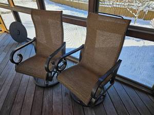 lot 6 image: Apostrophe Outdoor Scrolled Swivel Conversation Set