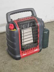lot 12 image: Mr. Heater Buddy & Fuel Tank
