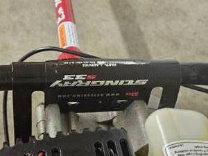 lot 2A image: 33cc 8 Viper Auger from Eskimo