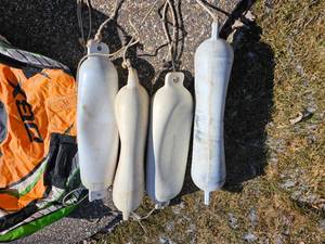 lot 81 image: Summer Tubbing Bundle (Tube, Towrope, & Pump)