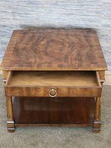 lot 41 image: Gorgeous Vintage Textured Finish Side Table