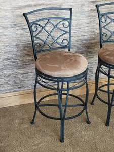 lot 42 image: Stylish Black Metal Framed Swivel Counter Chairs (2)