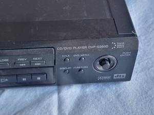 lot 99 image: Sony CD  DVD Player DVP-S560D