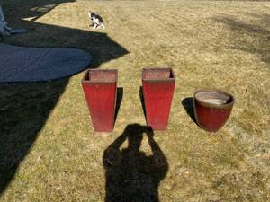 lot 23 image: Modern Red Glaze Ceramic Planters