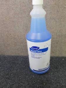11- 32 oz Diversey Glance RTU Glass...