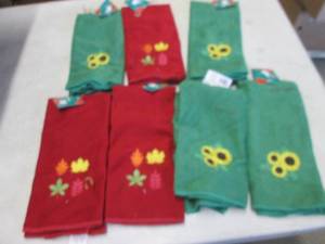 7 Fall Hand Towels...