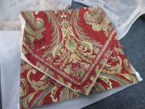 3 Table Runners...