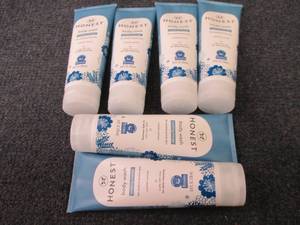 6- 8 oz Honest Soothing Therapy Bod...