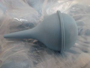 Case of 200 Medegen 2 oz Irrigating...