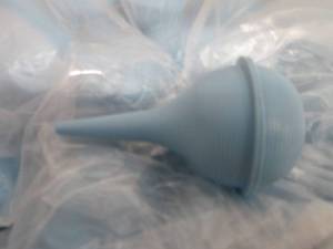 Case of 200 Medegen 2 oz Irrigating...