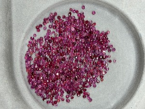21.36 Ruby Faceted Round Cut Large Lot of Loose Stones