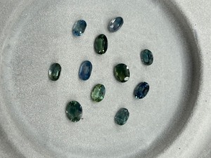 8.64 Carat Blue Sapphire Assorted Size Faceted Oval Cut Lot of Loose Stones