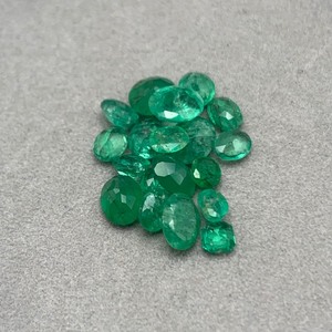 4.25 Carat Emerald Mixed-Cut Assorted Lot