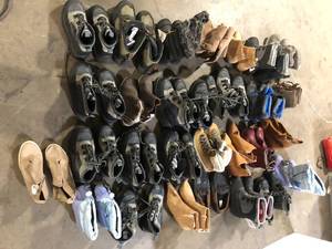 Pallet of Assorted Shoes Various Sizes and Conditions Customer Returns See Pictures