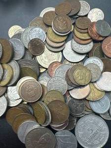 1 Pound Unsearched Foreign Coins