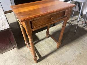 lot 60 image: Vintage Wooden Side Table with Drawer
