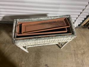 lot 194 image: Vintage Wicker Planter with Metal Stand and Two Rectangular Plant Trays