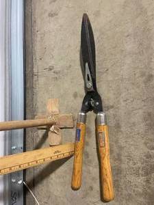 lot 195 image: Garden Tool Set with Wooden Handles Including Hedge Shears and Sledgehammer