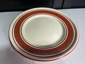 lot 215 image: Vintage Style Red and Cream Striped Tin Dishes - Set of 5
