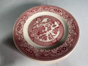 lot 219 image: Set of 5 Vintage Red and White Transferware Plates