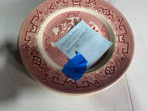 lot 223 image: Vintage Willow Johnson Brothers Dinner Plates Set of 4