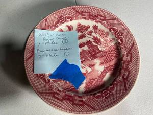 lot 237 image: Vintage Willow Ware Plates by Royal China - Set of 3