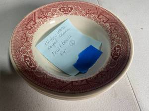 lot 244 image: Set of 3 Vintage Willow Ware Royal China Fruit Bowls