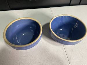 lot 264 image: Set of 2 Blue Ceramic Stoneware Bowls with Stripe Detail