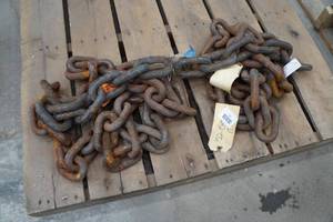 lot 11 image: 3 Heavy Duty Steel Chains