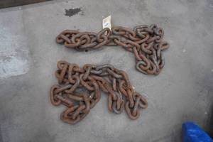 lot 12 image: 2 Heavy Duty Steel Chains