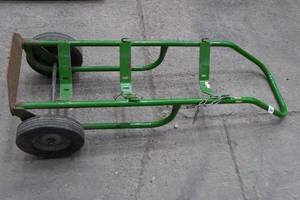 lot 80 image: Single Cylinder 2-Wheel Dolly