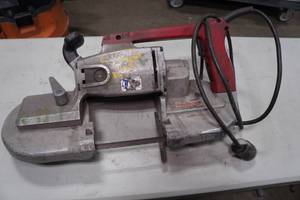 lot 118 image: Milwaukee 6225 Heavy Duty Corded Bandsaw