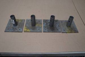lot 202 image: 4 Scaffolding Feet