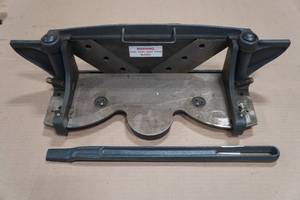 lot 200 image: Industrial Cutter