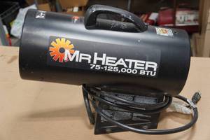 lot 213 image: Mr Heater 75-125,000 BTU Propane Torpedo Heater