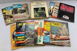 lot 118 image: Misc. Model Railroad Books