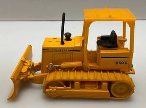 lot 136 image: Vintage ERTL 170 Scale Die-Cast John Deere 550G Dozer
