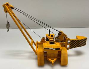 lot 138 image: Vintage Joal Brand 170 Scale Die-Cast Cat 591 Pipelayer